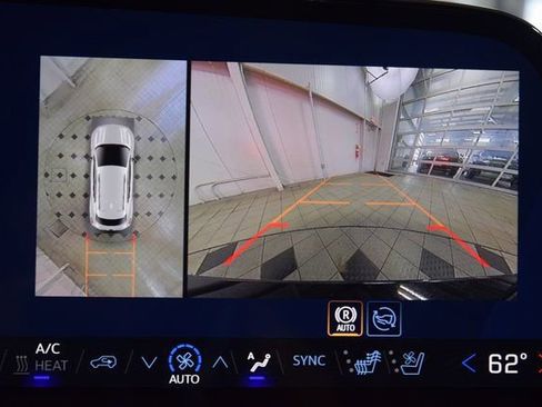 New 2026 Chevrolet Equinox EV LT w/ Convenience Package II FWD image 48