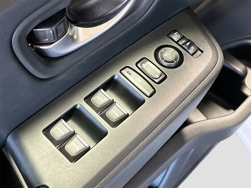 Used 2025 Honda Pilot Elite image 18