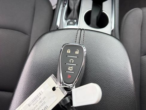 Used 2024 Chevrolet Malibu LT FWD image 43