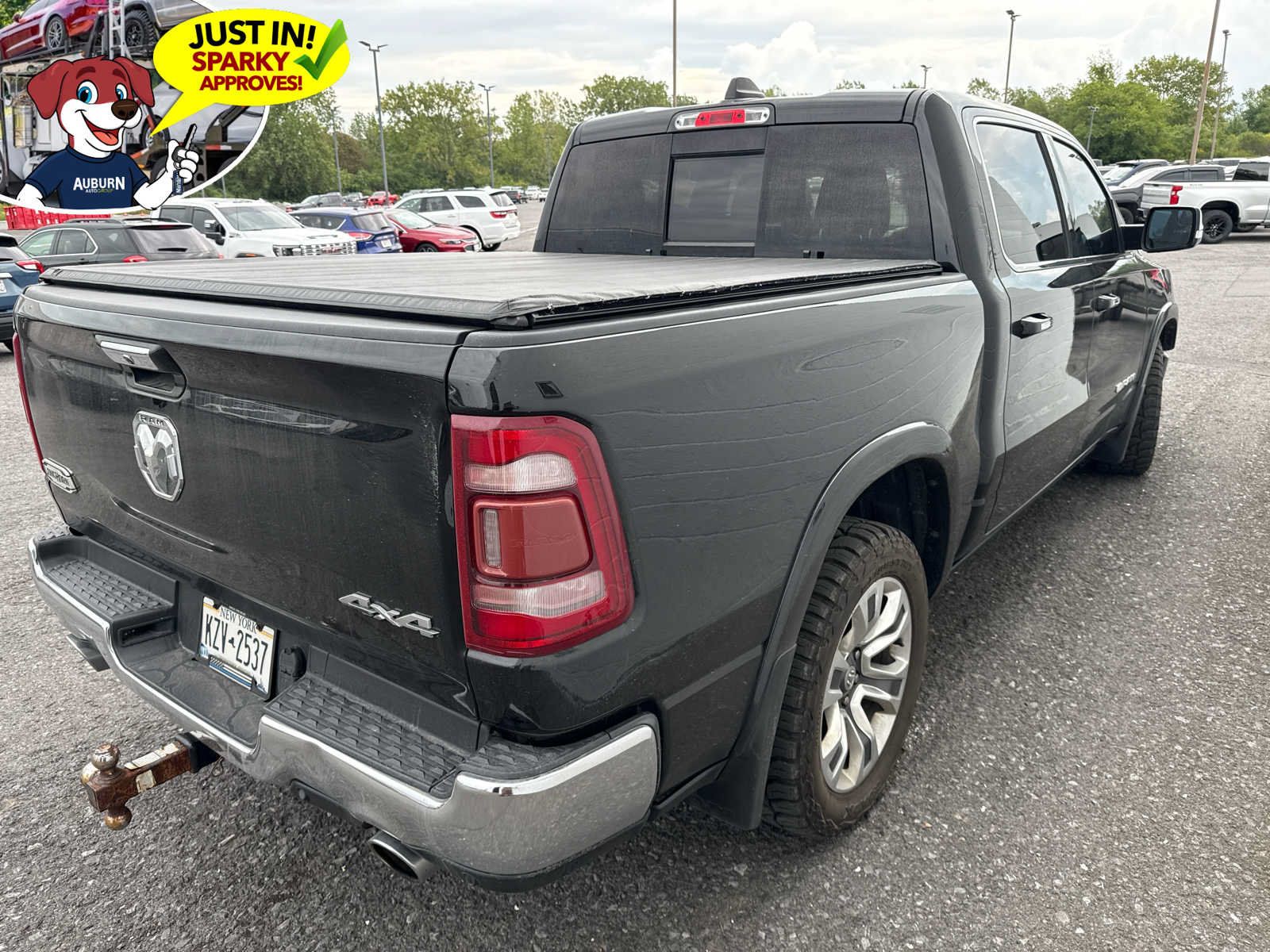 Used 2019 RAM 1500 Limited AWD/4WD image 3