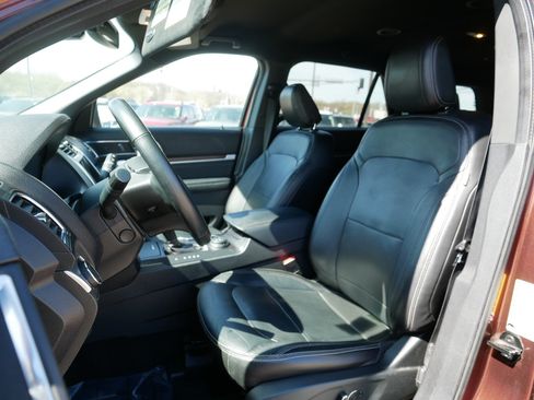 Used 2018 Ford Explorer Limited w/ Equipment Group 301A AWD/4WD image 14