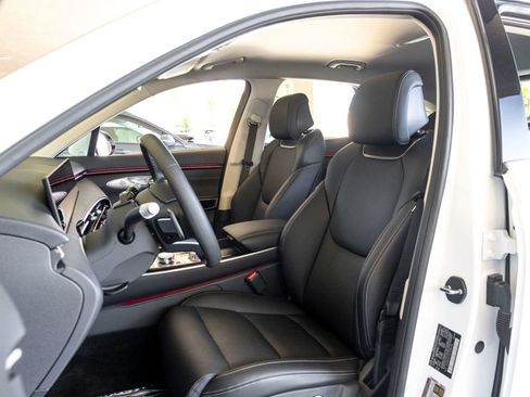 Used 2026 Genesis GV70 2.5T image 14