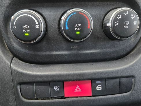 Used 2019 RAM ProMaster 2500 FWD image 13