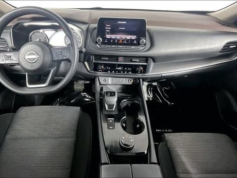 Used 2023 Nissan Rogue SV AWD/4WD image 17