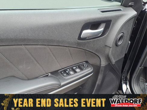 Used 2023 Dodge Charger Scat Pack image 7