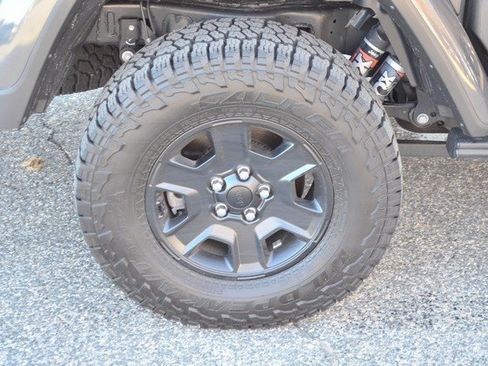 Used 2023 Jeep Gladiator Mojave w/ LED Lighting Group image 11