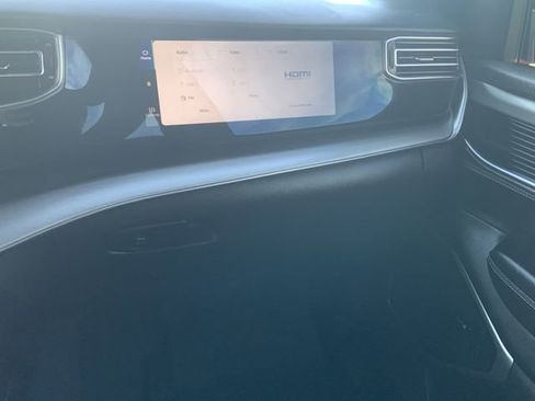 Used 2023 Jeep Wagoneer Series II image 25