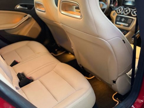 Used 2018 Mercedes-Benz CLA 250 image 14