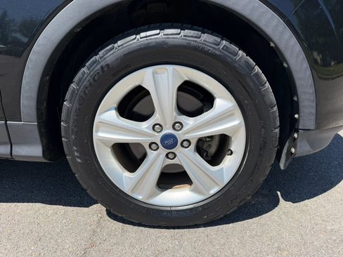 Used 2015 Ford Escape SE FWD image 11