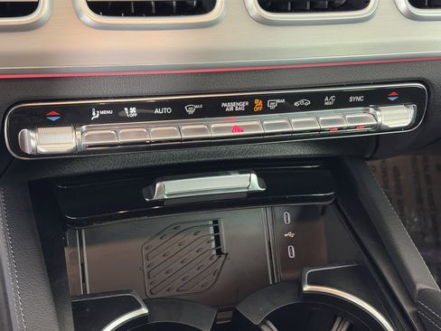 Certified 2025 Mercedes-Benz GLS 450 4MATIC image 26