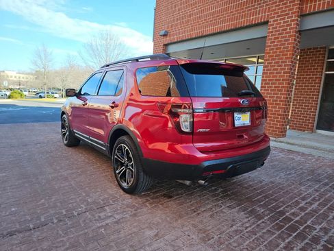 Used 2015 Ford Explorer Sport image 4