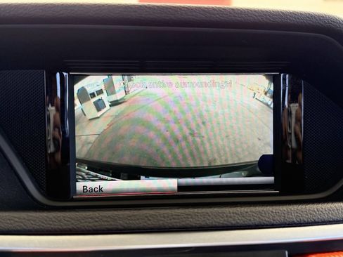 Used 2013 Mercedes-Benz E 350 BlueTEC Sedan image 13