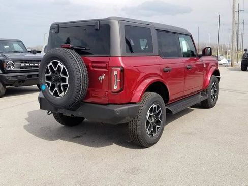 New 2026 Ford Bronco Outer Banks image 2