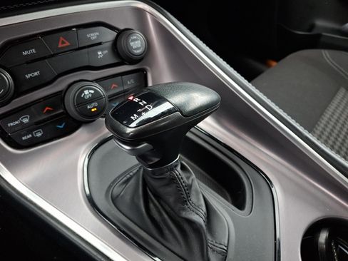 Certified 2022 Dodge Challenger SXT w/ Blacktop Package image 14