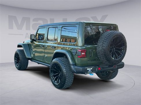 Used 2024 Jeep Wrangler Unlimited Rubicon 4xe image 3