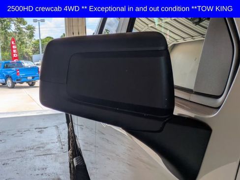 Used 2022 Chevrolet Silverado 2500 LT AWD/4WD image 11