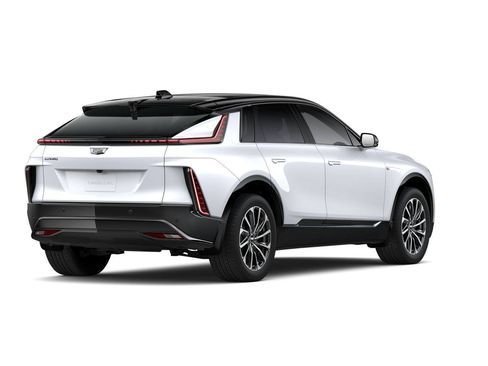 New 2027 Cadillac Lyriq Sport RWD image 2