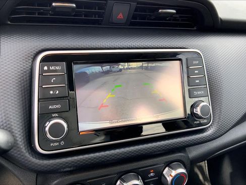 Used 2025 Nissan Kicks Play S image 23