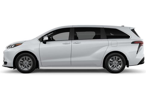 New 2026 Toyota Sienna LE AWD/4WD image 7