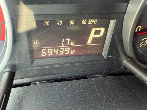 Used 2010 Suzuki SX4 AWD Hatchback image 12