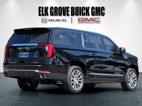 New 2026 GMC Yukon XL Denali w/ Sun & Power Step Package AWD/4WD image 4