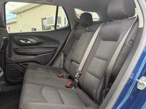 Used 2022 GMC Terrain SLE w/ Driver Convenience Package AWD/4WD image 9