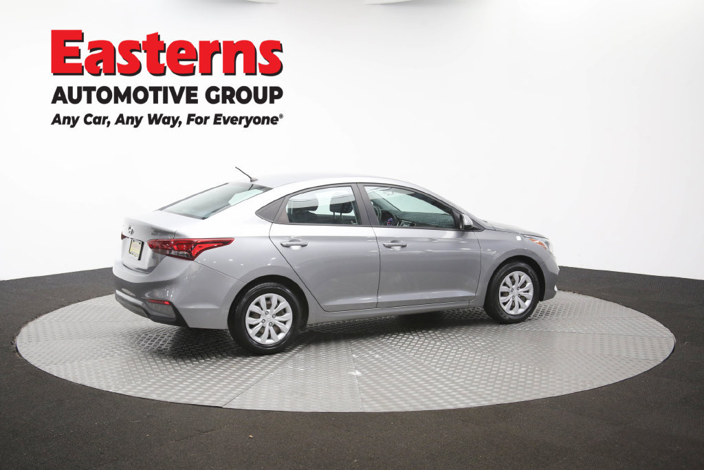 Used 2021 Hyundai Accent SE FWD image 44