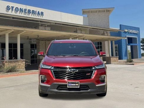 Used 2023 Chevrolet Traverse RS FWD image 9