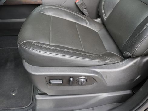 Used 2020 GMC Sierra 1500 SLT image 15