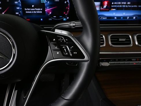 Used 2026 Mercedes-Benz GLE 350 4MATIC image 11