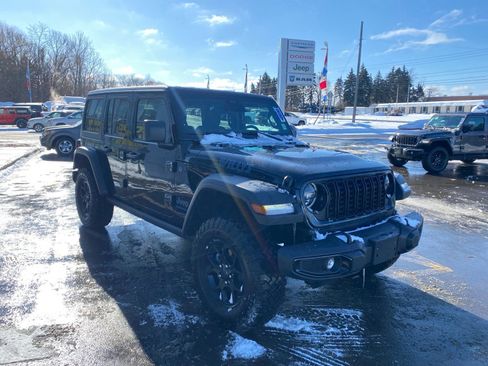 Used 2025 Jeep Wrangler Unlimited Sport S 4xe AWD/4WD image 42