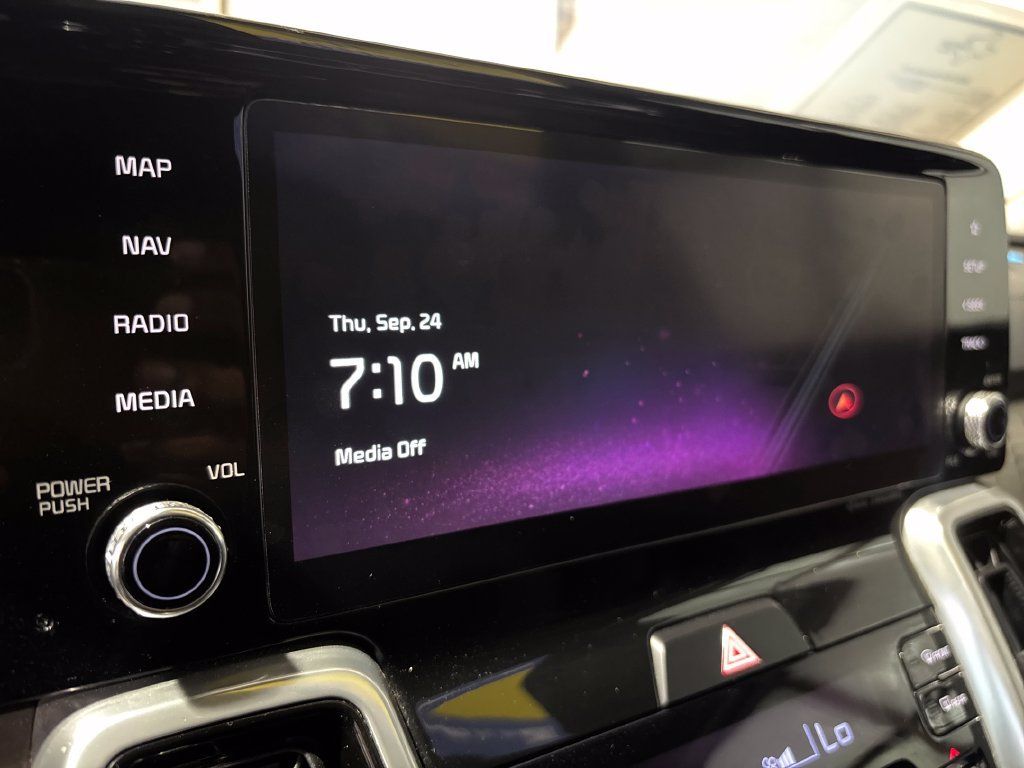 Used 2023 Kia Sorento SX AWD/4WD image 19