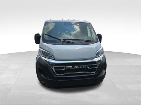 Used 2025 RAM ProMaster 2500 w/ U-Haul Equipment Group FWD image 4