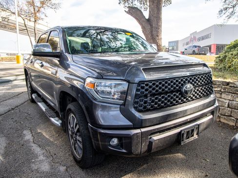 Used 2021 Toyota Tundra Platinum image 3