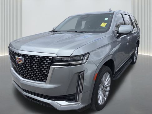 Used 2023 Cadillac Escalade Luxury w/ LPO, Floor Liner Package image 6