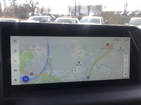 Used 2025 Toyota Land Cruiser image 12