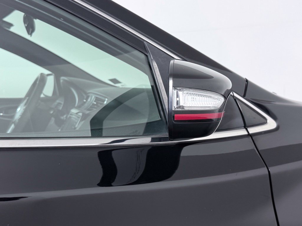 Used 2018 Nissan Sentra NISMO FWD image 12