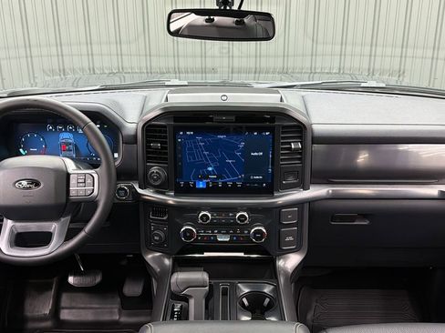 Used 2025 Ford F150 Lariat AWD/4WD image 43