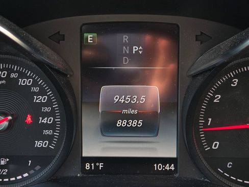 Used 2018 Mercedes-Benz GLC 300 image 27