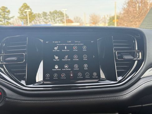 Used 2022 Dodge Durango GT image 21