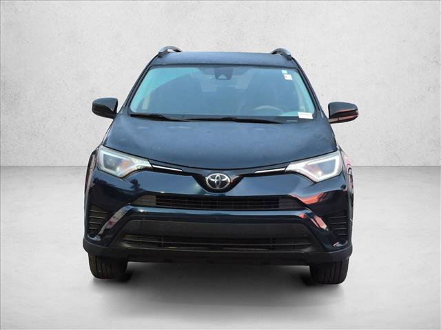 Used 2018 Toyota RAV4 LE FWD image 2