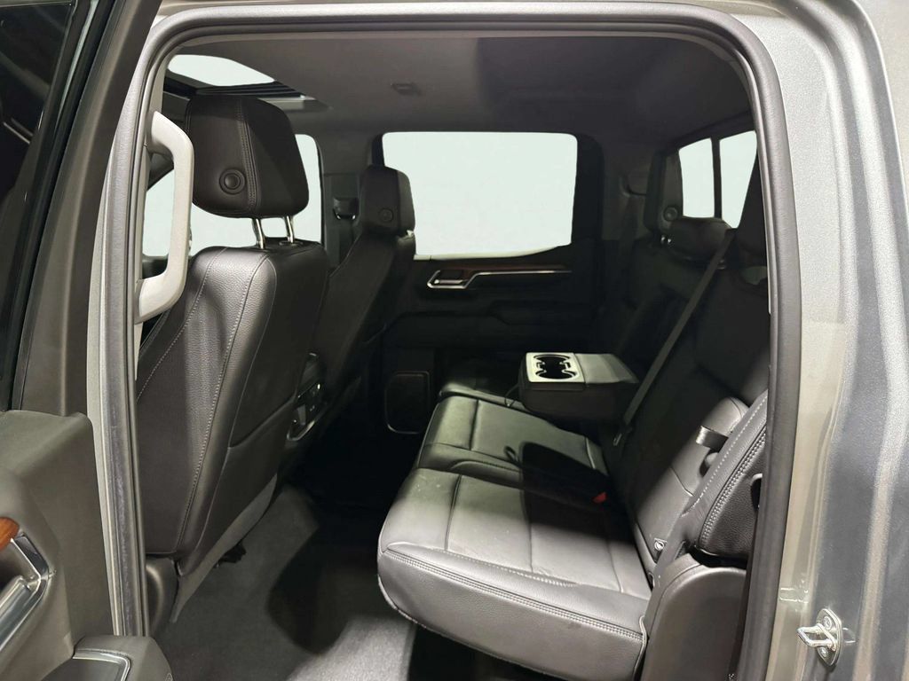 Used 2023 GMC Sierra 1500 Denali w/ Denali Reserve Package AWD/4WD image 27