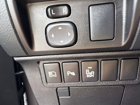 Used 2017 Lexus ES 350 w/ Navigation System Package FWD image 24