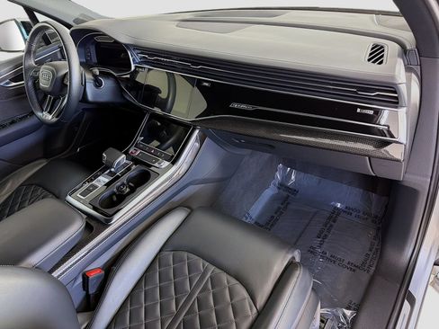 Used 2022 Audi SQ7 Premium Plus AWD/4WD image 32