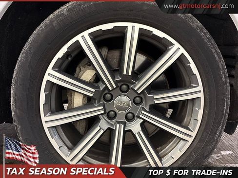 Used 2017 Audi Q7 3.0T Premium Plus w/ Premium Plus Package AWD/4WD image 12