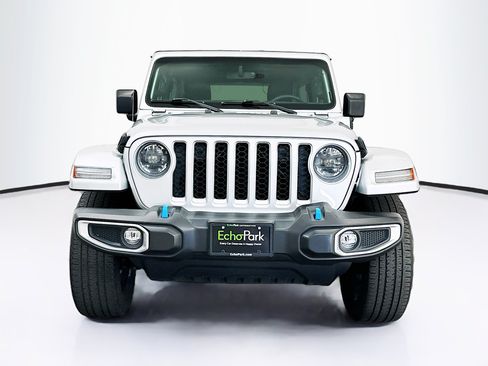 Used 2023 Jeep Wrangler Unlimited Sahara w/ Cold Weather Group AWD/4WD image 2