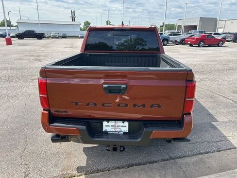 Used 2025 Toyota Tacoma TRD Sport w/ TRD Sport Premium Package AWD/4WD image 7
