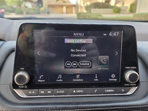 Used 2021 Nissan Rogue SV image 15