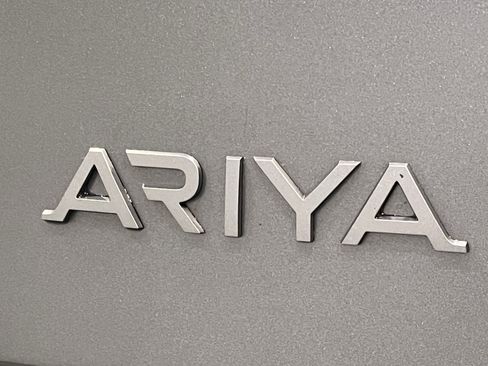 Used 2023 Nissan Ariya AWD image 24