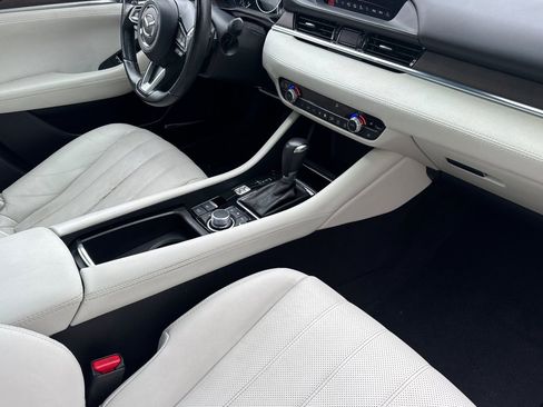 Used 2018 MAZDA MAZDA6 Signature FWD image 18